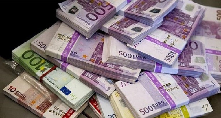 Algérie : saisie de plus de 3 millions d'euros de faux billets - Jeune  Afrique